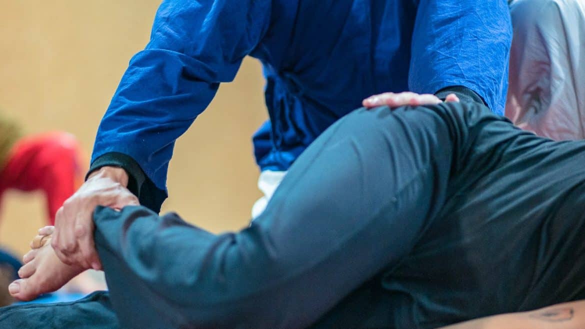 shiatsu massage chi nei tsang 2